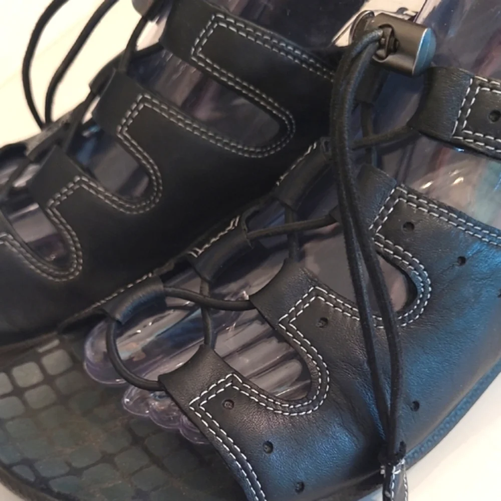 Ecco comfortable athletic